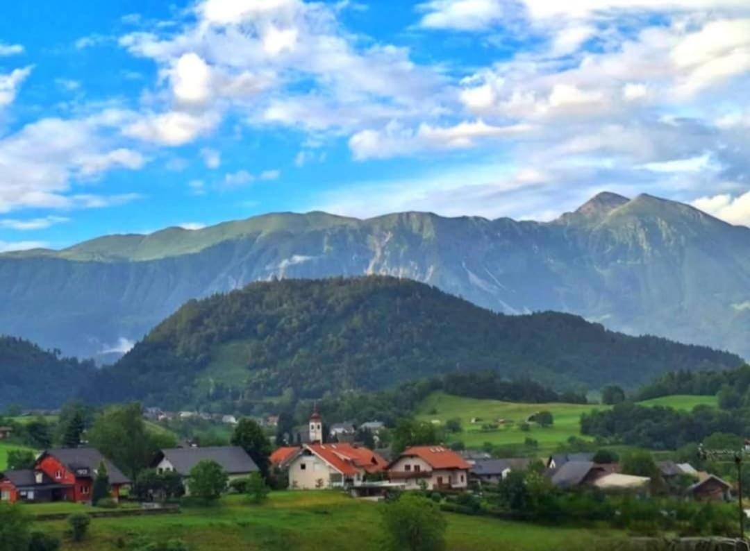 Pr' Hribar Apartment Zgornje Gorje Bagian luar foto