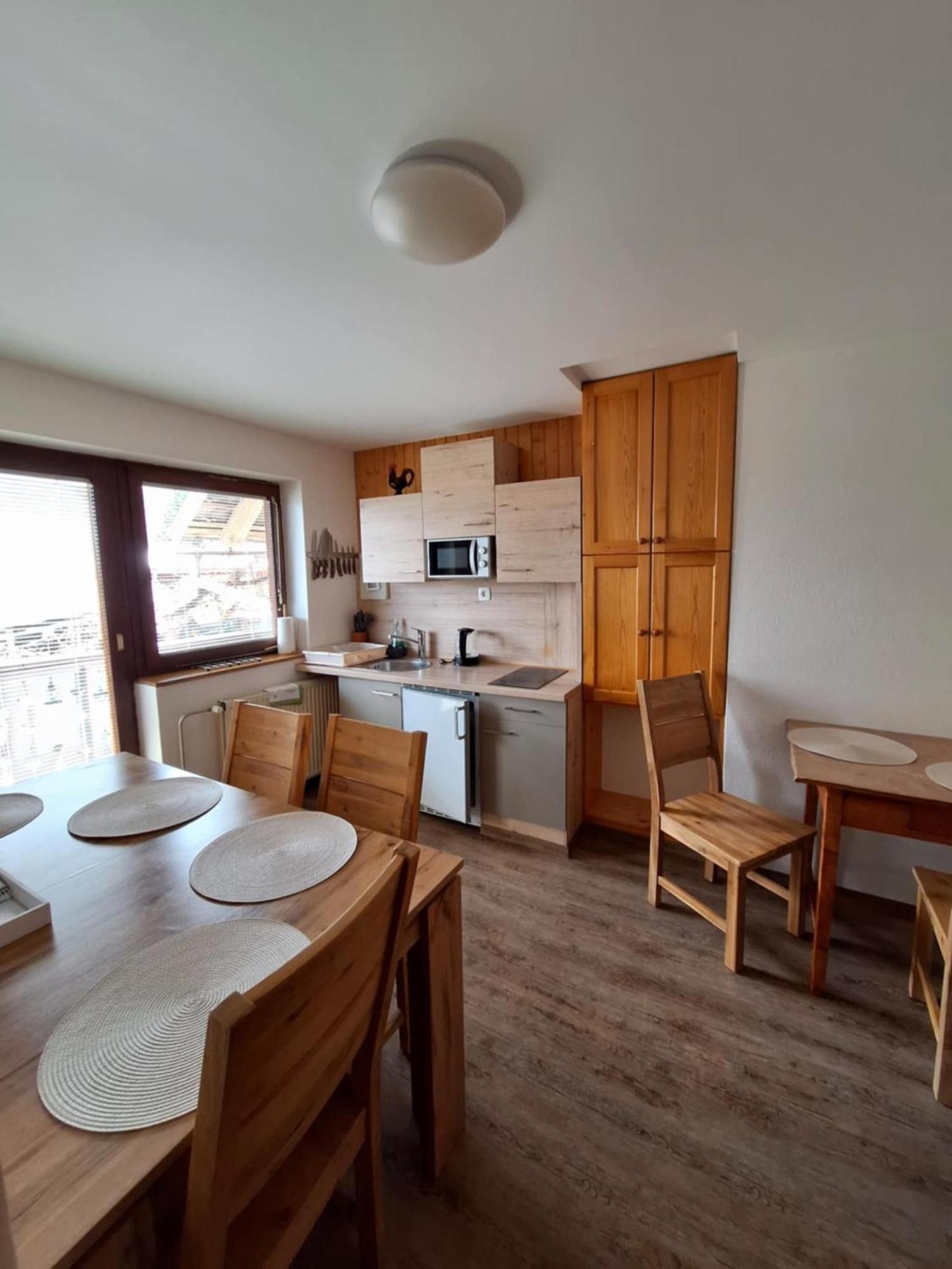 Pr' Hribar Apartment Zgornje Gorje Bagian luar foto