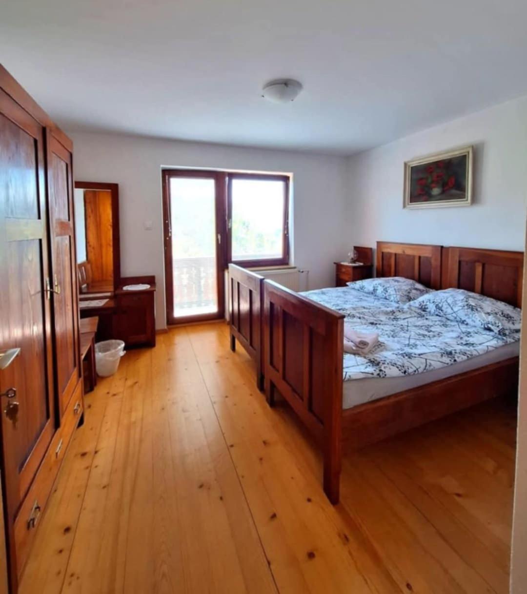 Pr' Hribar Apartment Zgornje Gorje Ruang foto