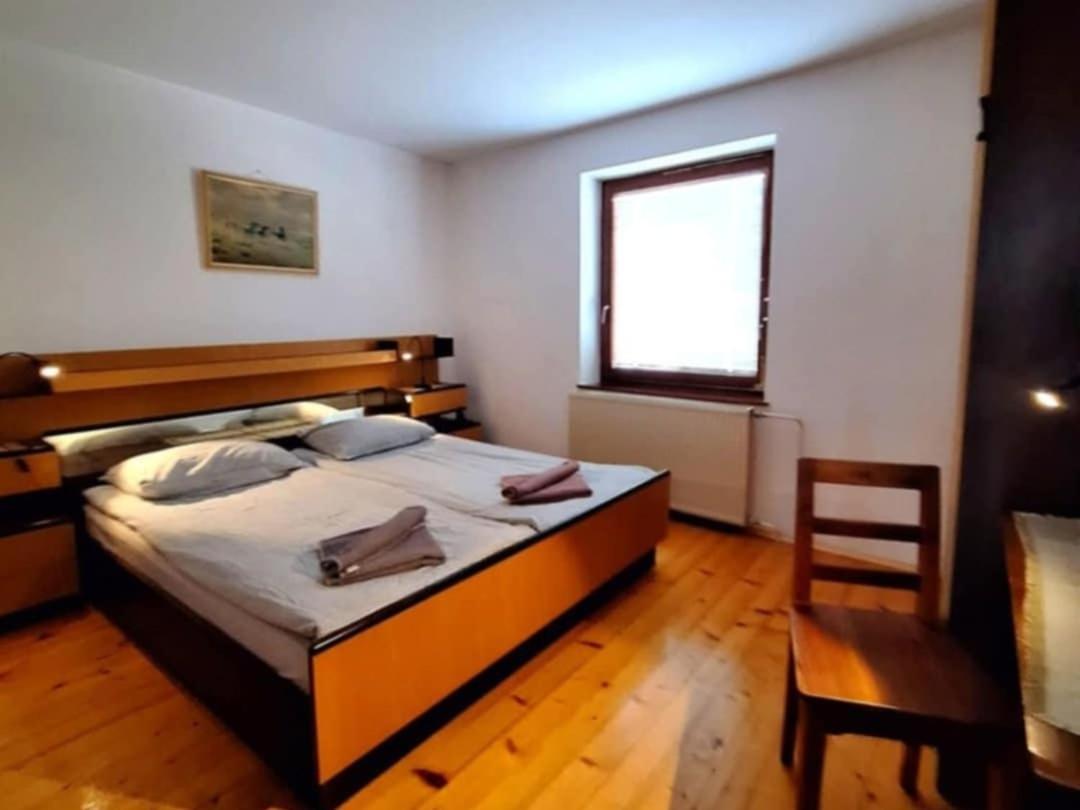 Pr' Hribar Apartment Zgornje Gorje Bagian luar foto