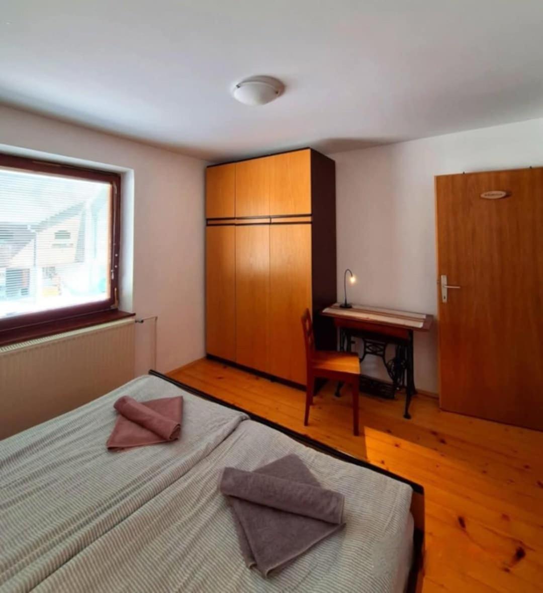 Pr' Hribar Apartment Zgornje Gorje Bagian luar foto